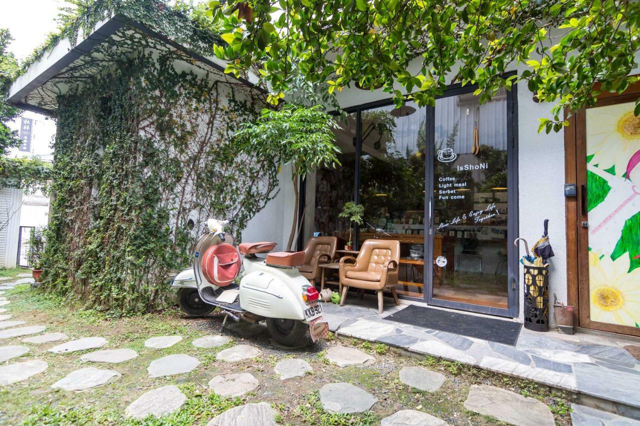 Isshoni House Lägenhet Tainan Exteriör bild